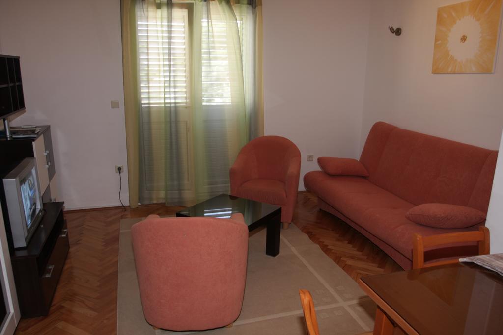Apartments Ante Makarska Bilik gambar